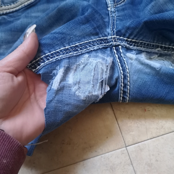 Rock Revival Jean Shorts - Picture 12 of 16